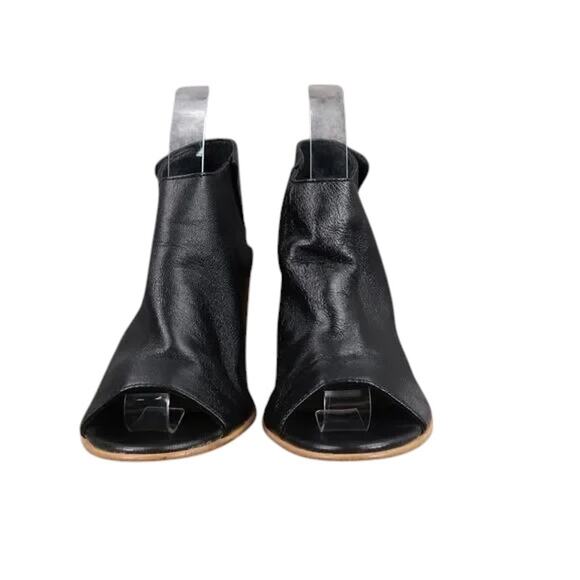 Steve Madden Shoes Womens 6 Booties Fashion Open Toe Ankle Strap Leather Black - Picture 2 of 13